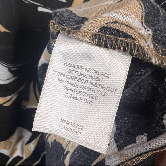 Alfred Dunner Blouse Womens 1X Top Sheer Black Cream White Flutter Abstract - Picture 9 of 10